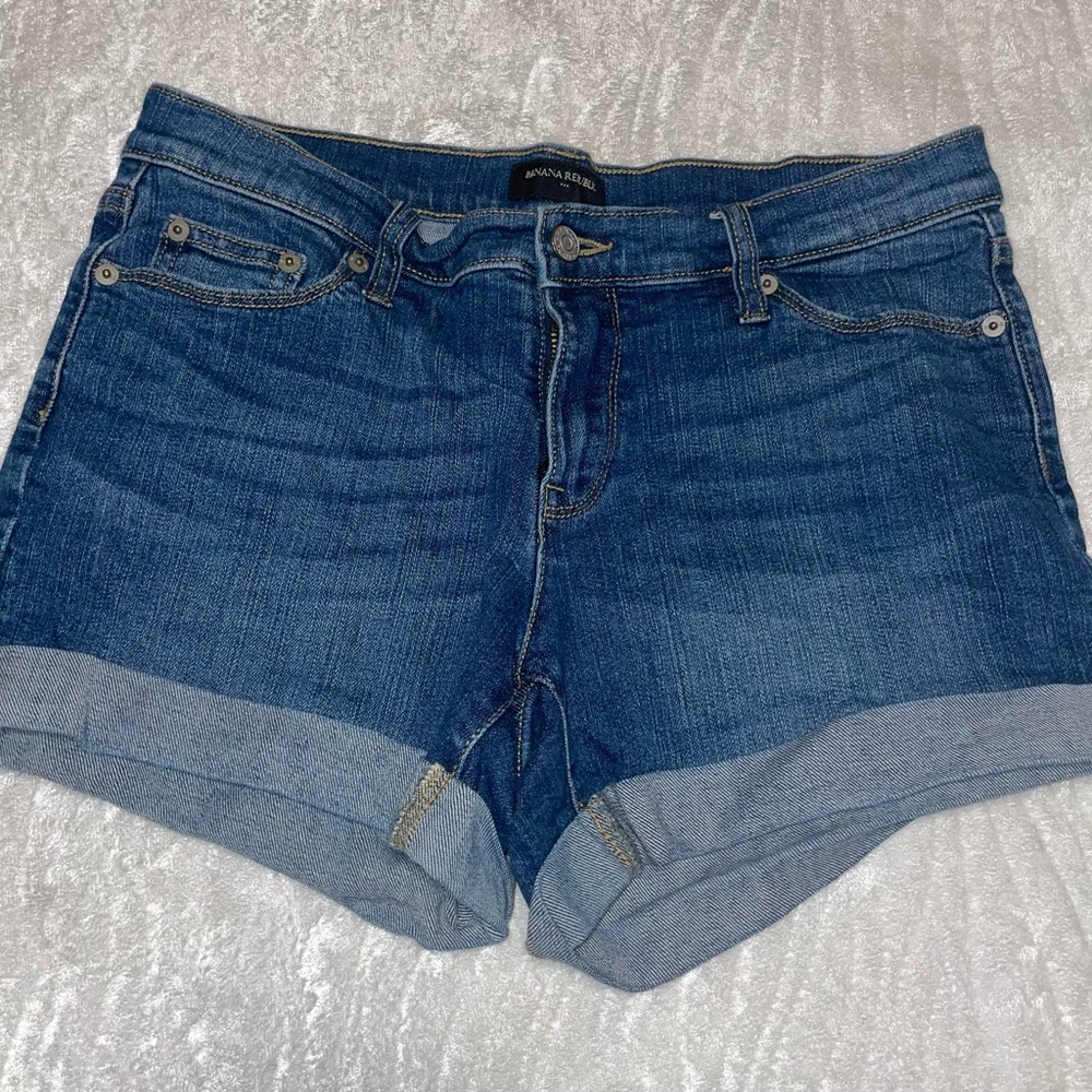 Banana Republic Factory - Short shorts -  blue jean color - Size 6